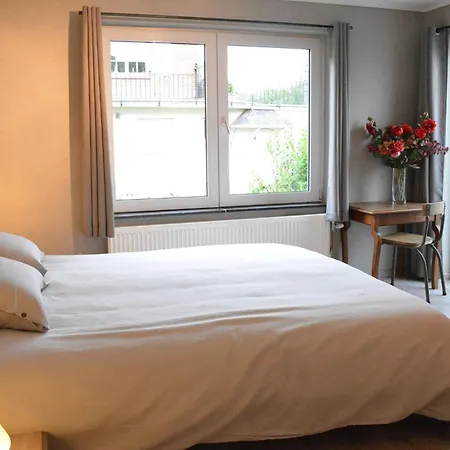 Luxurious Holiday In With Terrace 펜션 Hamoir