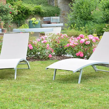 Luxurious Holiday In With Terrace Hébergement de vacances