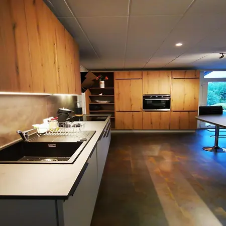 Luxurious Holiday In With Terrace 펜션