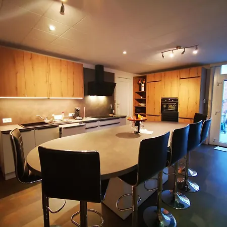 펜션 Luxurious Holiday In With Terrace